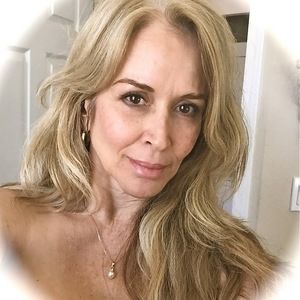 Meet your Posher, Sylvia